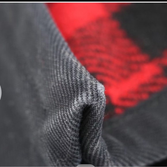 Saint Laurent Noe Red and Black Plaid Tote Bag. Rare. Large - Picture 7 of 14